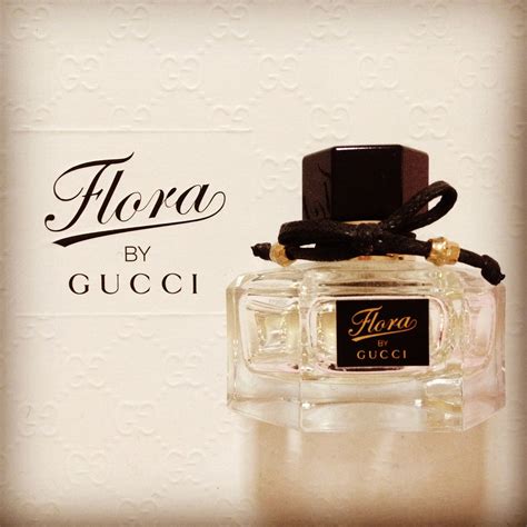 gucci flora gold vs black cap|viora gucci flora perfume.